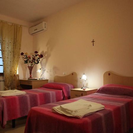 Regina Apartamento Tropea Exterior foto
